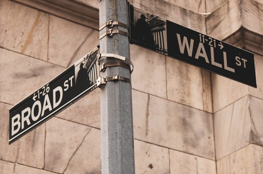 broad index fund diversification illustrating thematic etfs